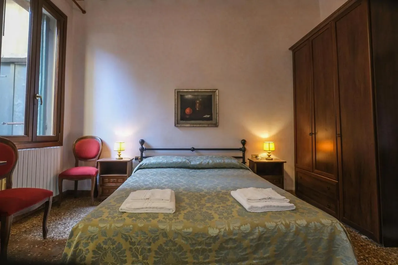 Nocleg ze śniadaniem Bed and Breakfast Ca'Salvador Wenecja Włochy