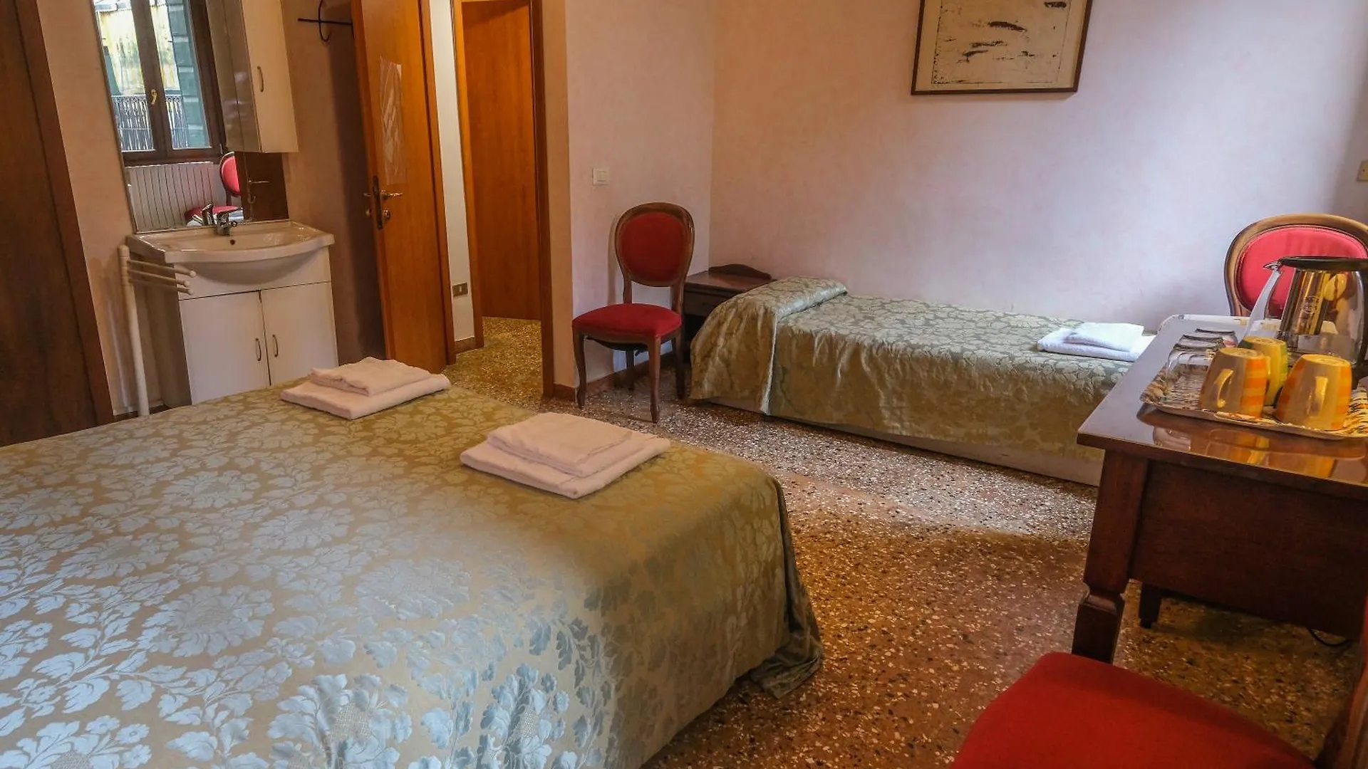 Bed and Breakfast Ca'Salvador Wenecja 0*,  Włochy